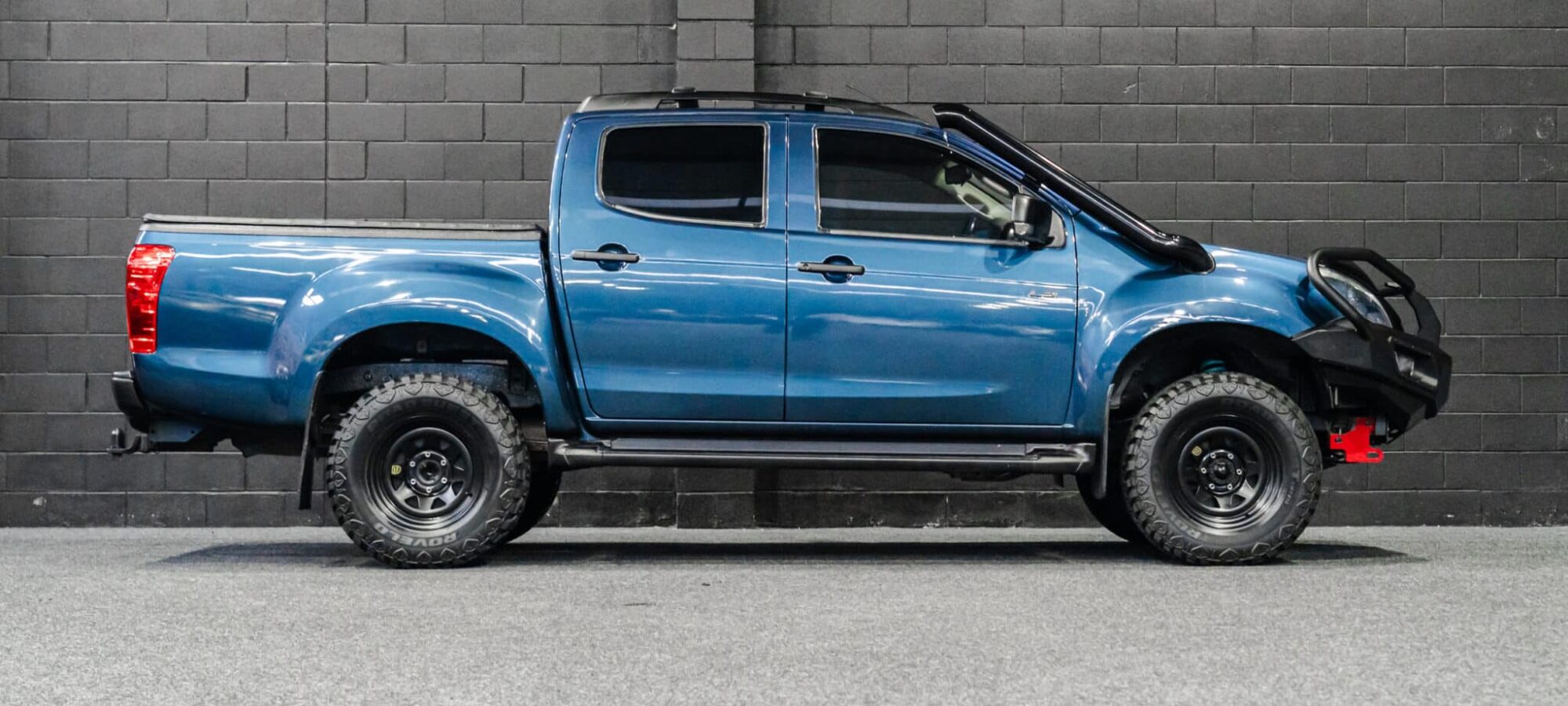 Vehicle Gallery Image