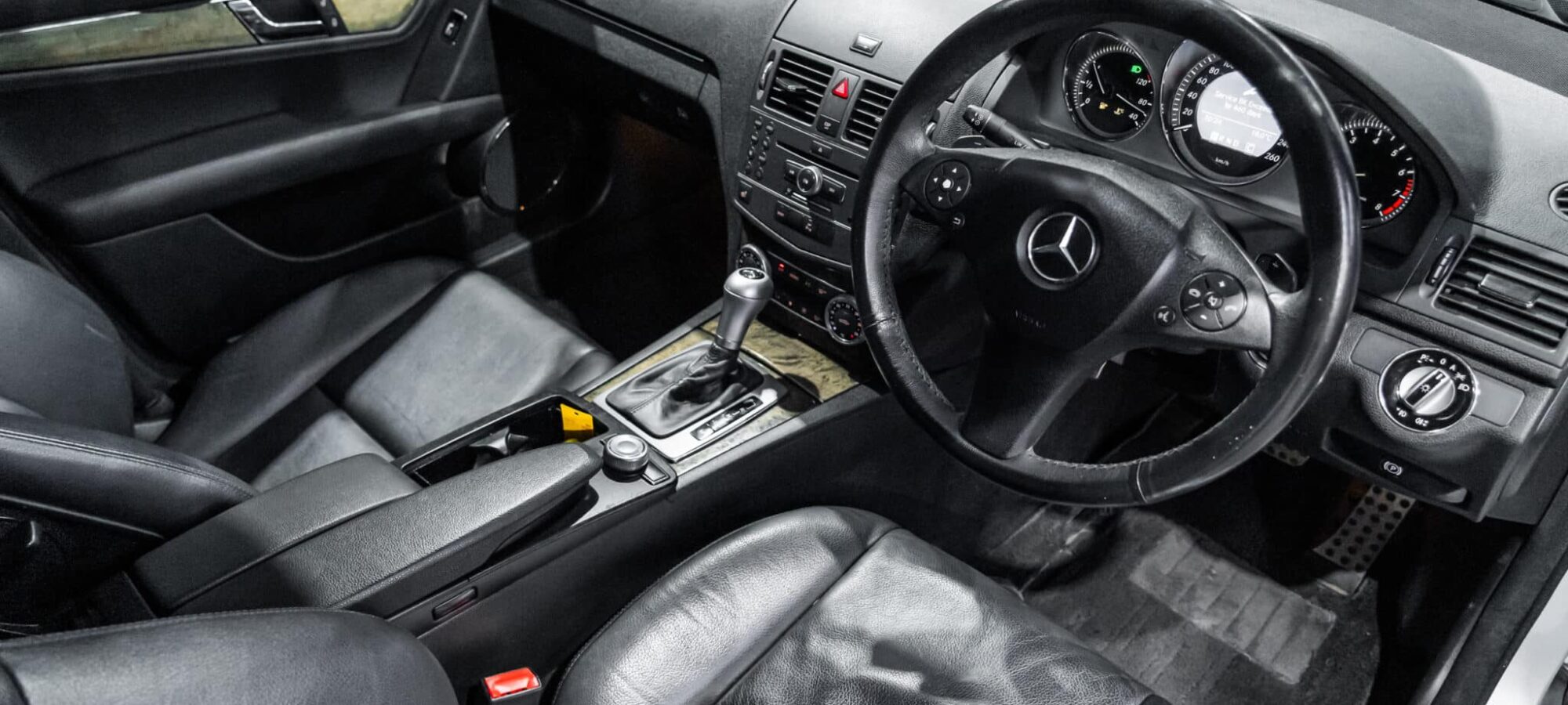 Vehicle Gallery Image