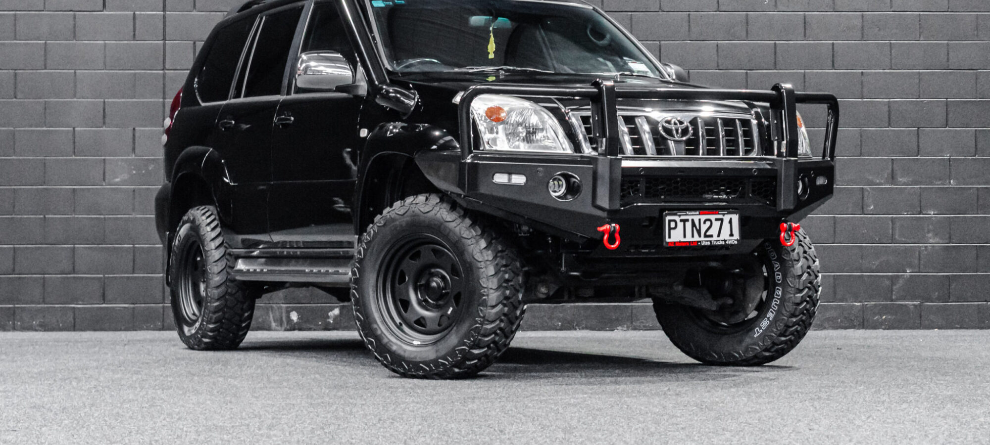 Vehicle Gallery Image