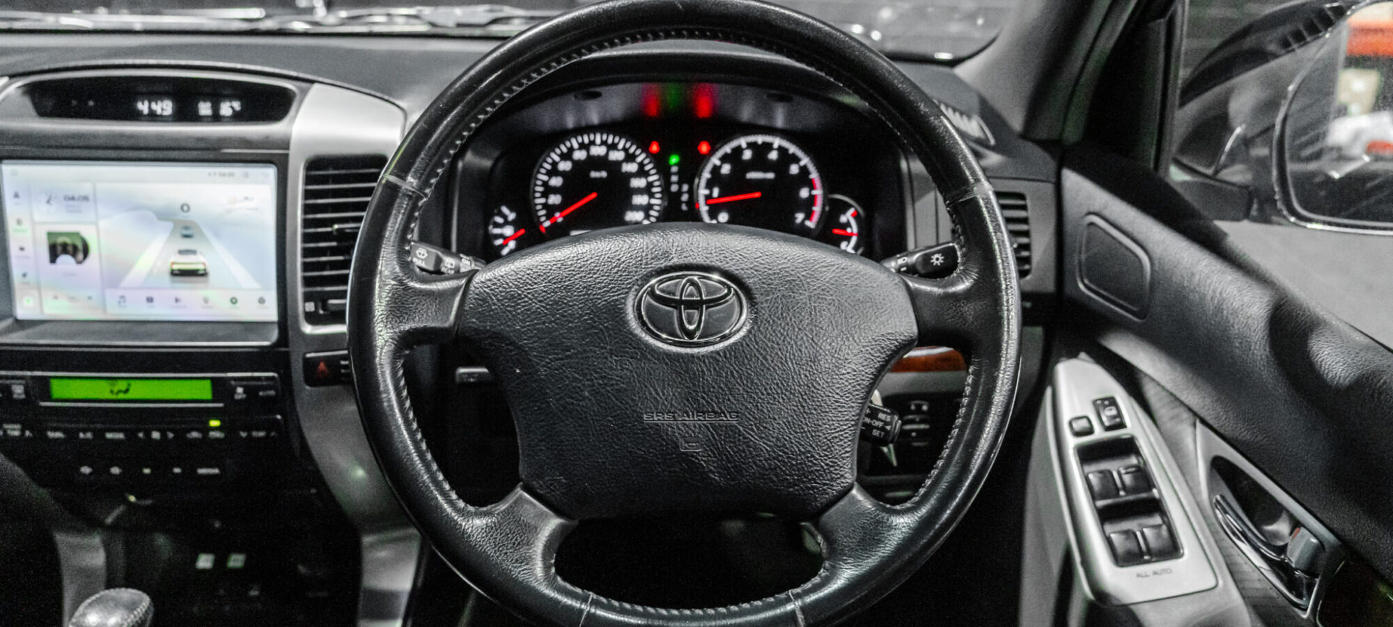 Vehicle Gallery Image