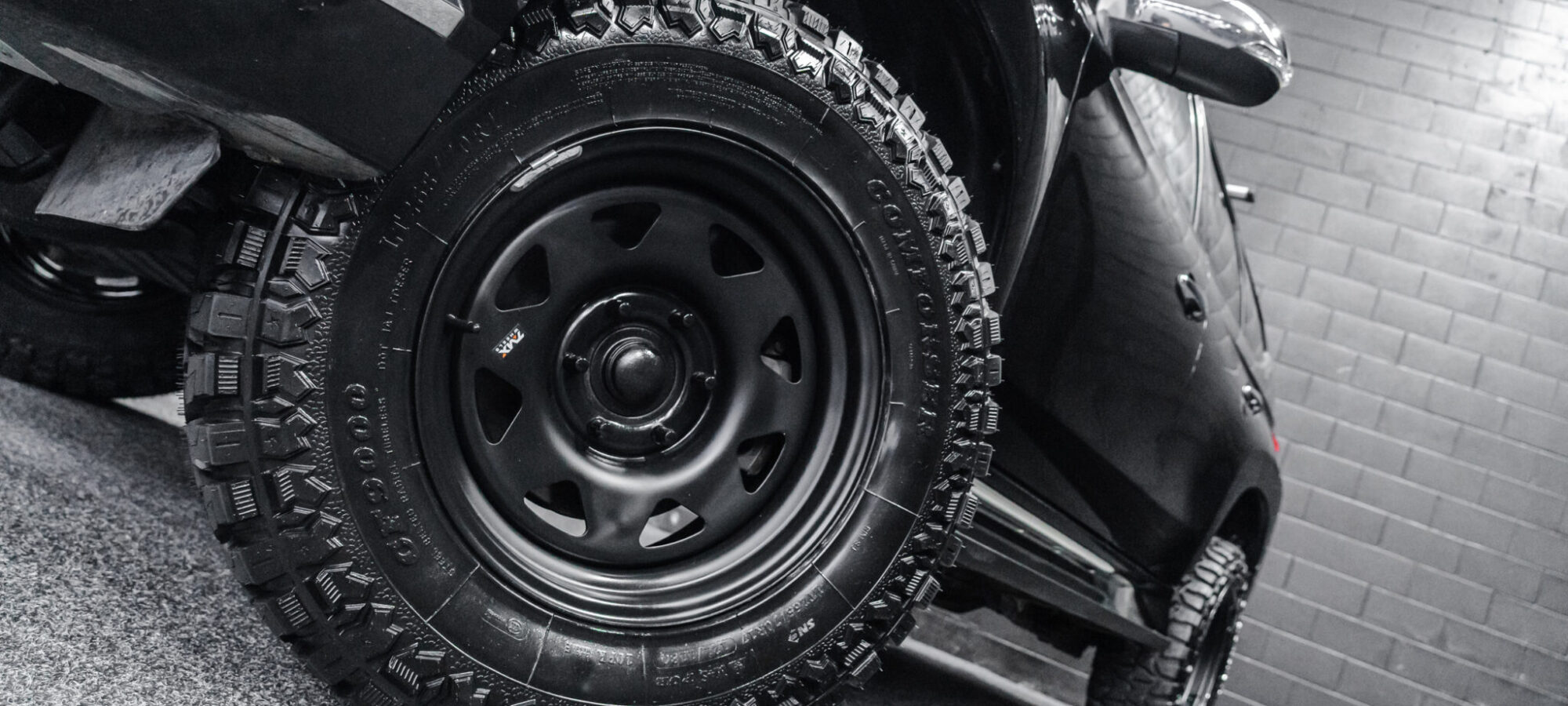 Vehicle Gallery Image