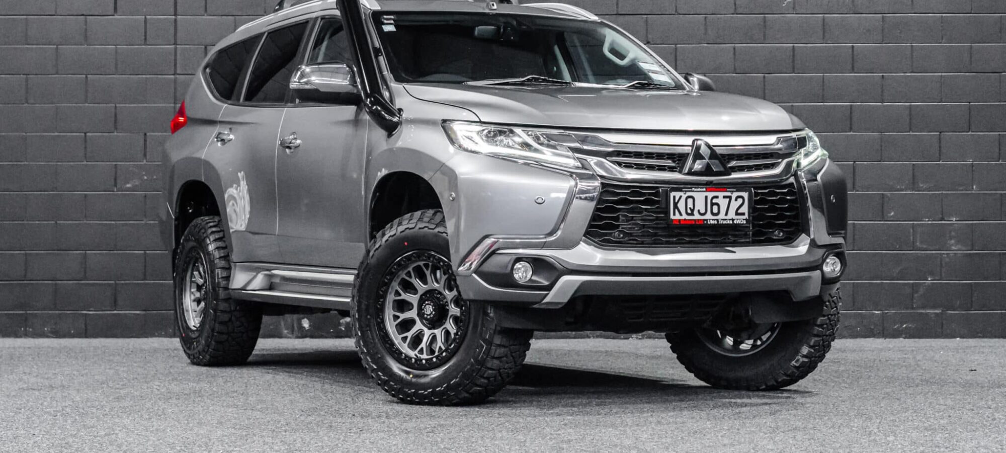 Vehicle Gallery Image