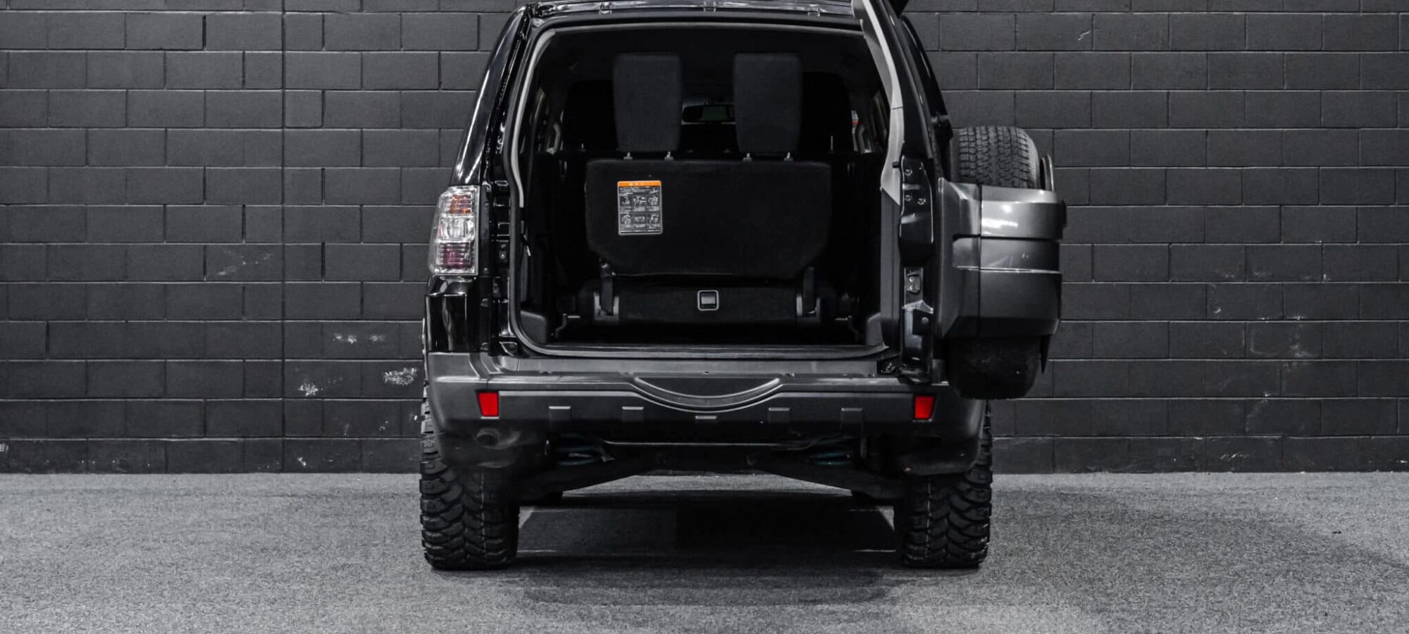 Vehicle Gallery Image