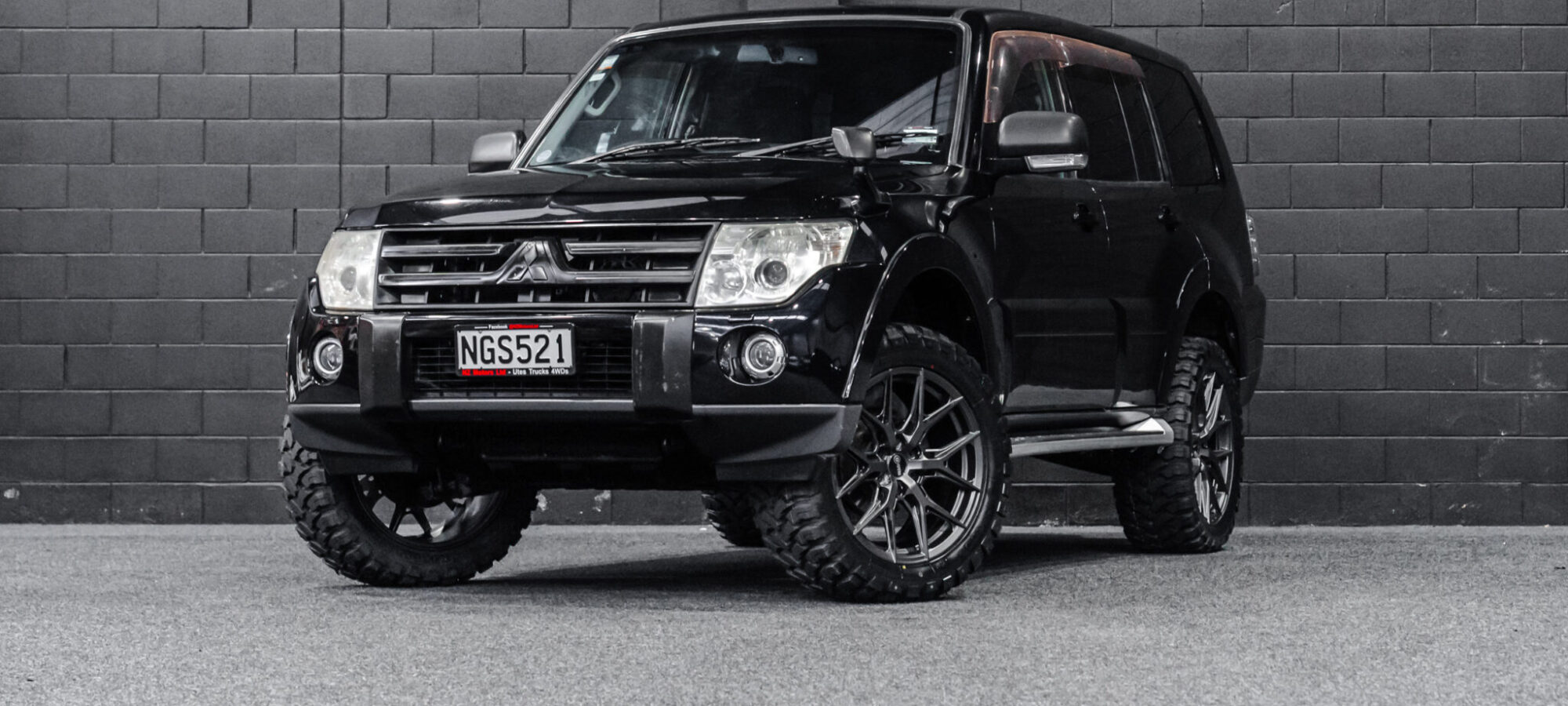 Vehicle Gallery Image