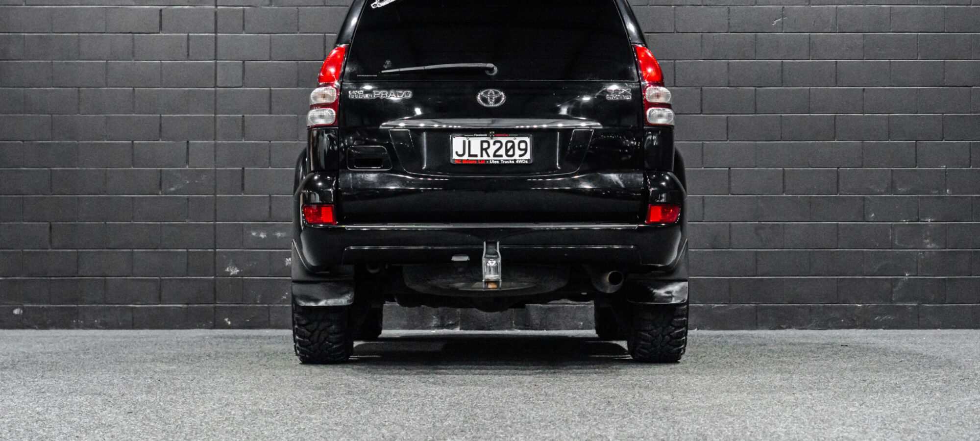 Vehicle Gallery Image