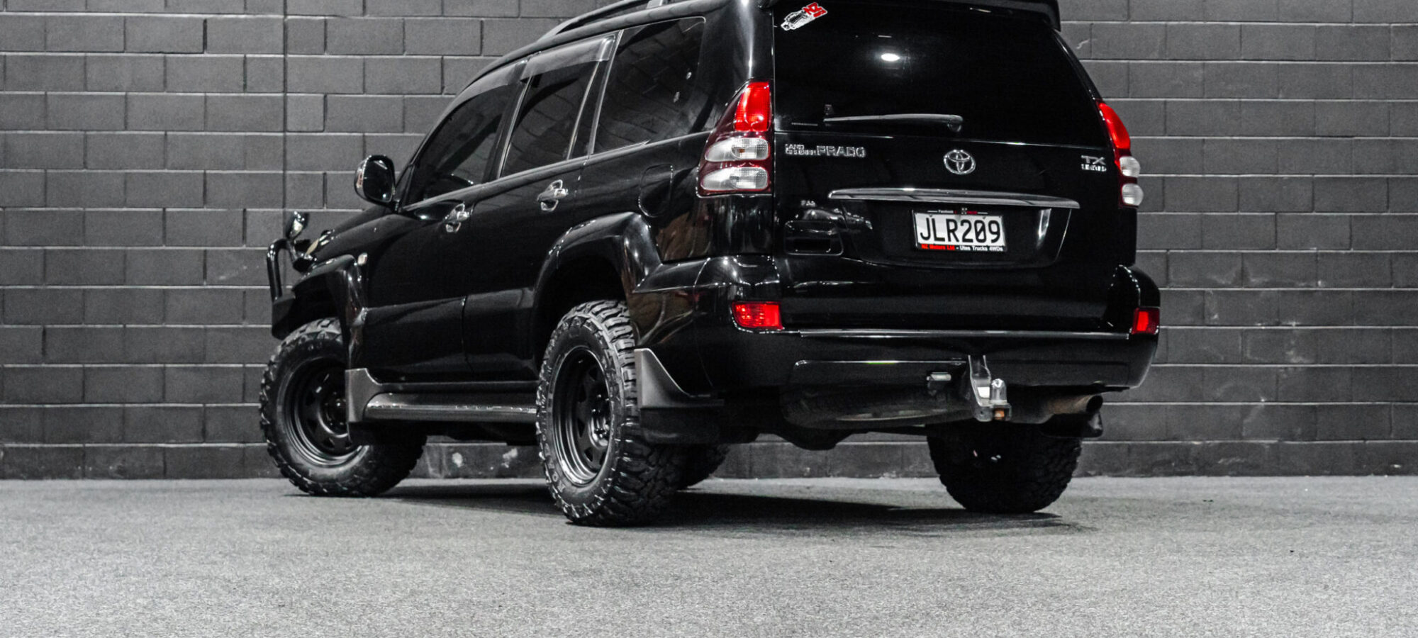 Vehicle Gallery Image