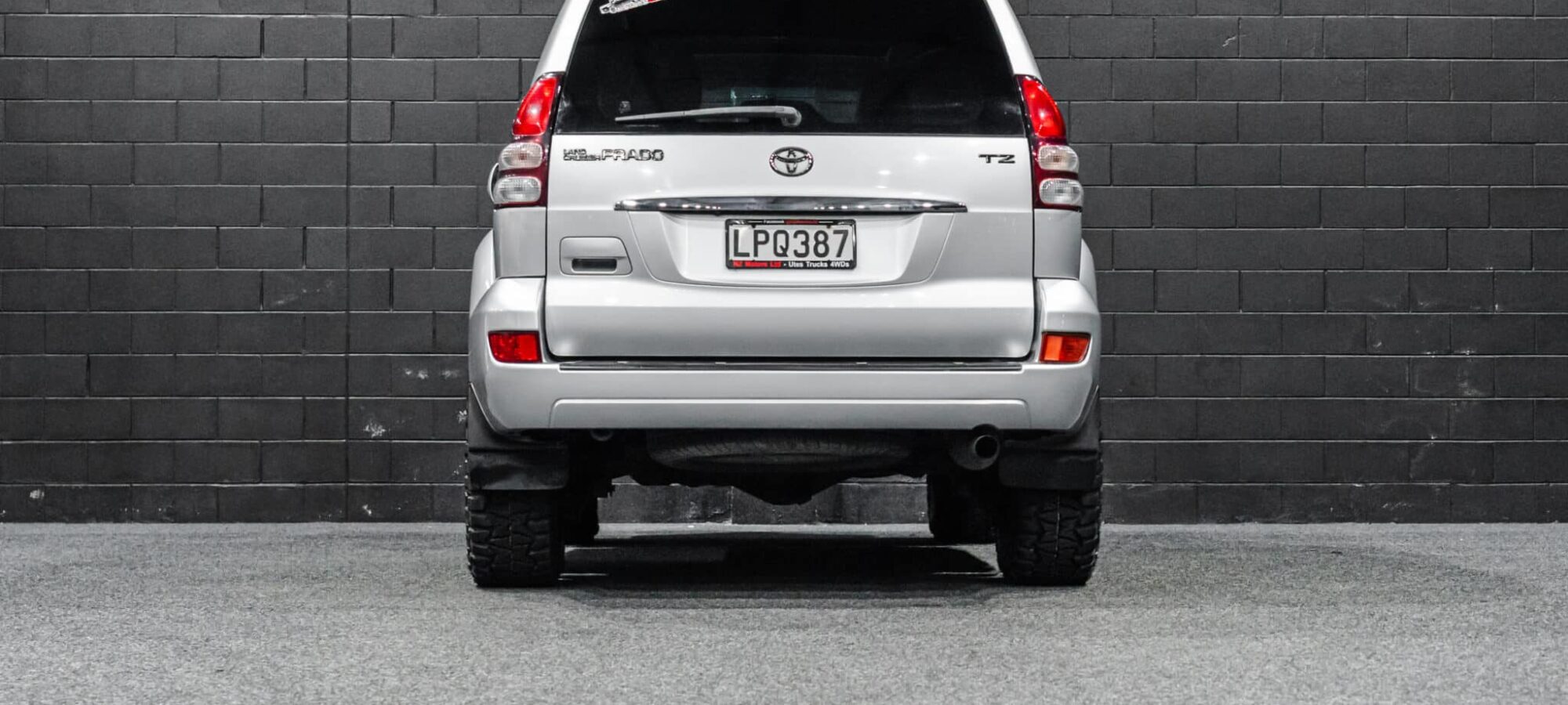 Vehicle Gallery Image