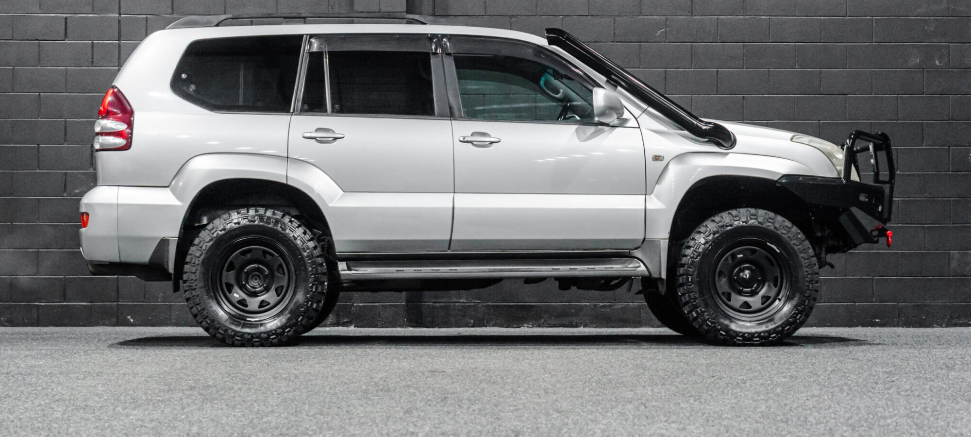 Vehicle Gallery Image