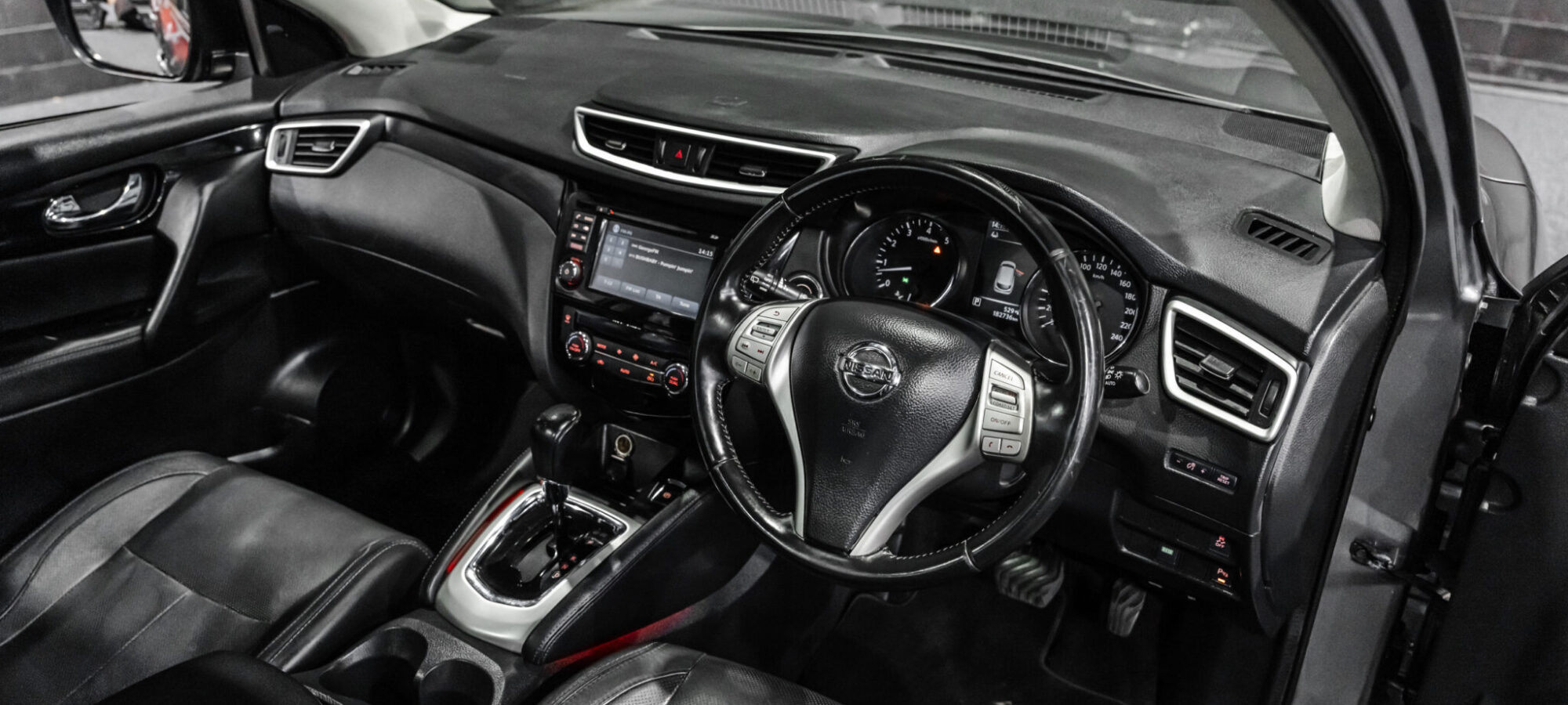 Vehicle Gallery Image