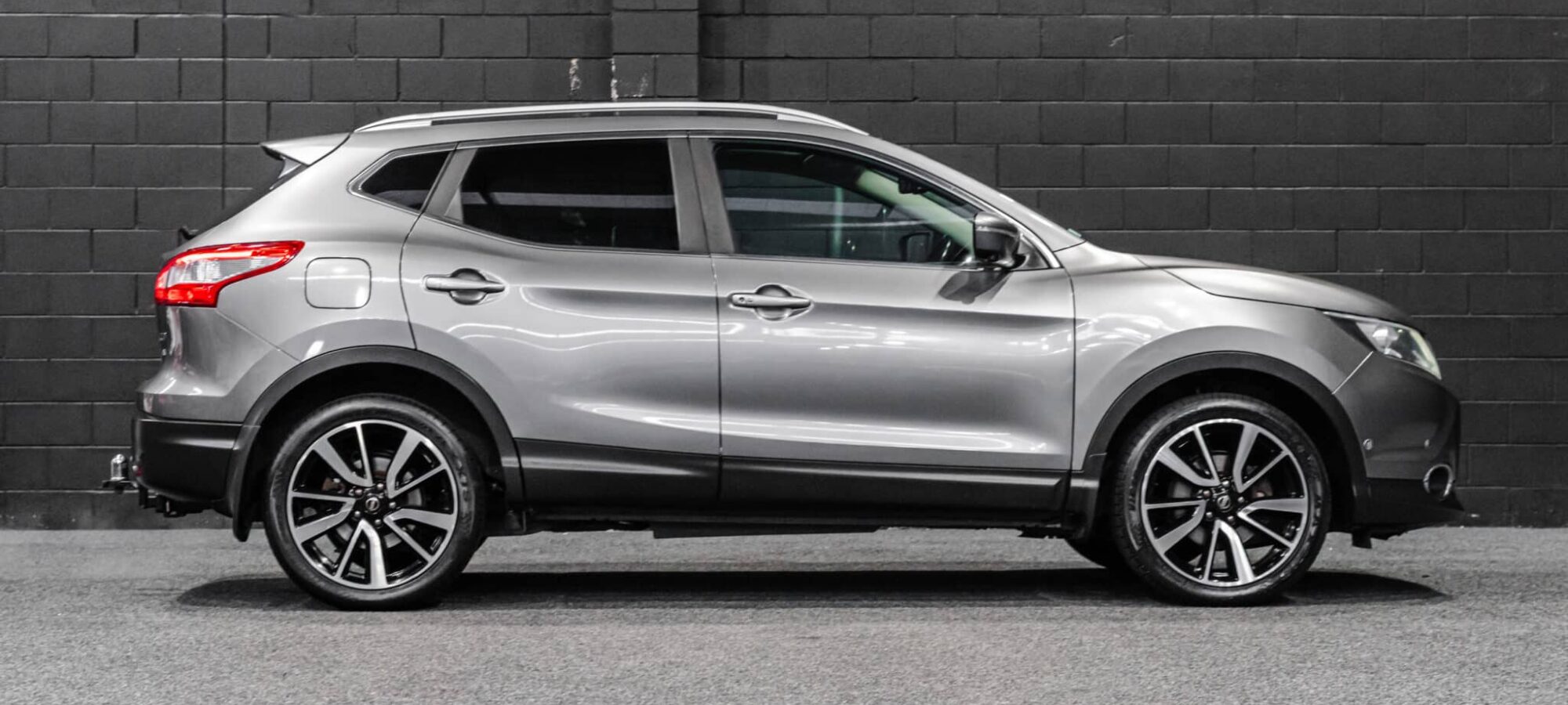 Vehicle Gallery Image