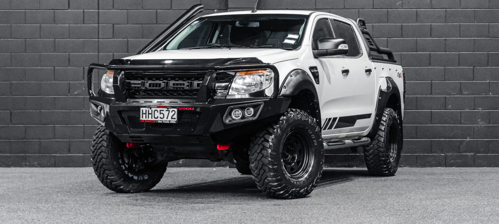 Vehicle Gallery Image