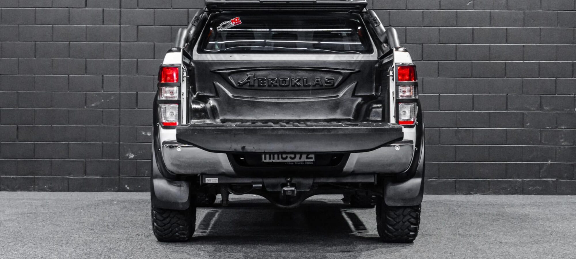 Vehicle Gallery Image