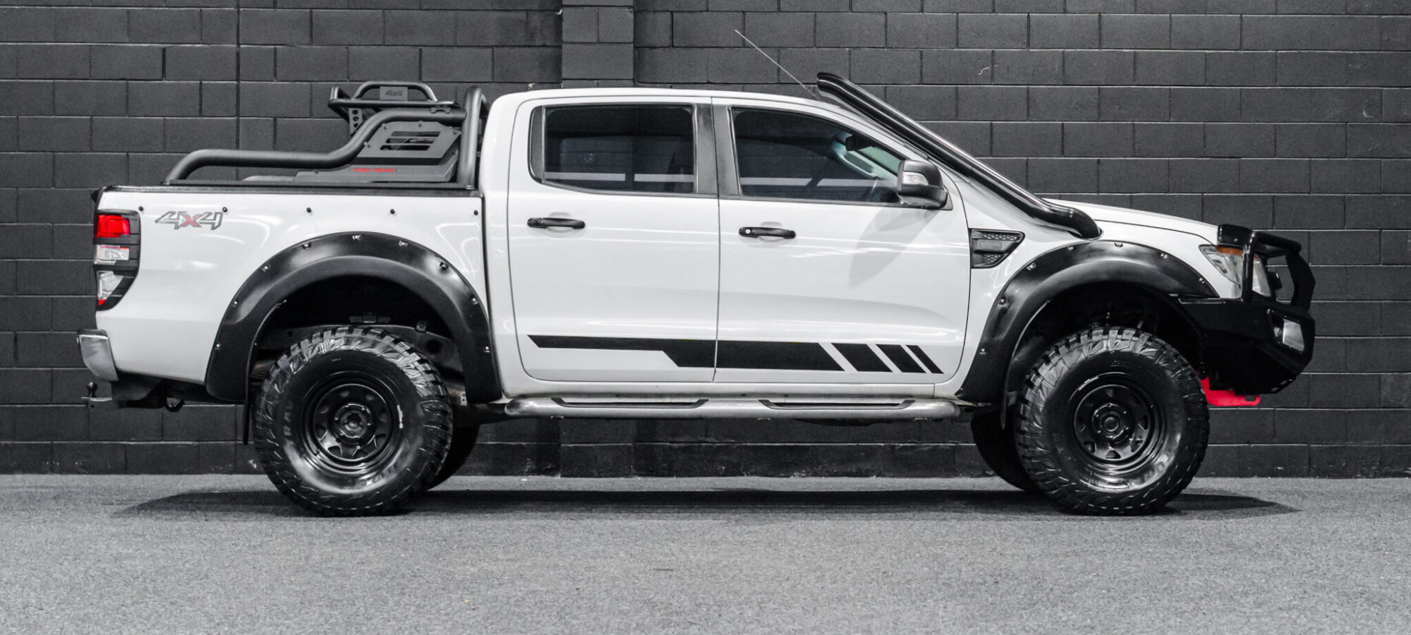 Vehicle Gallery Image