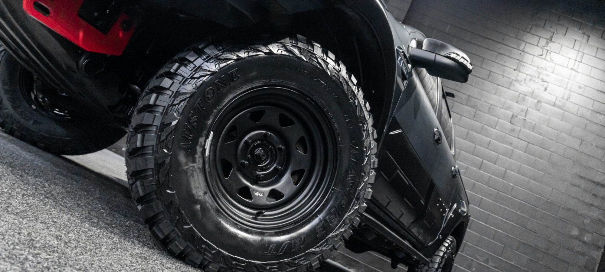 Vehicle Gallery Image