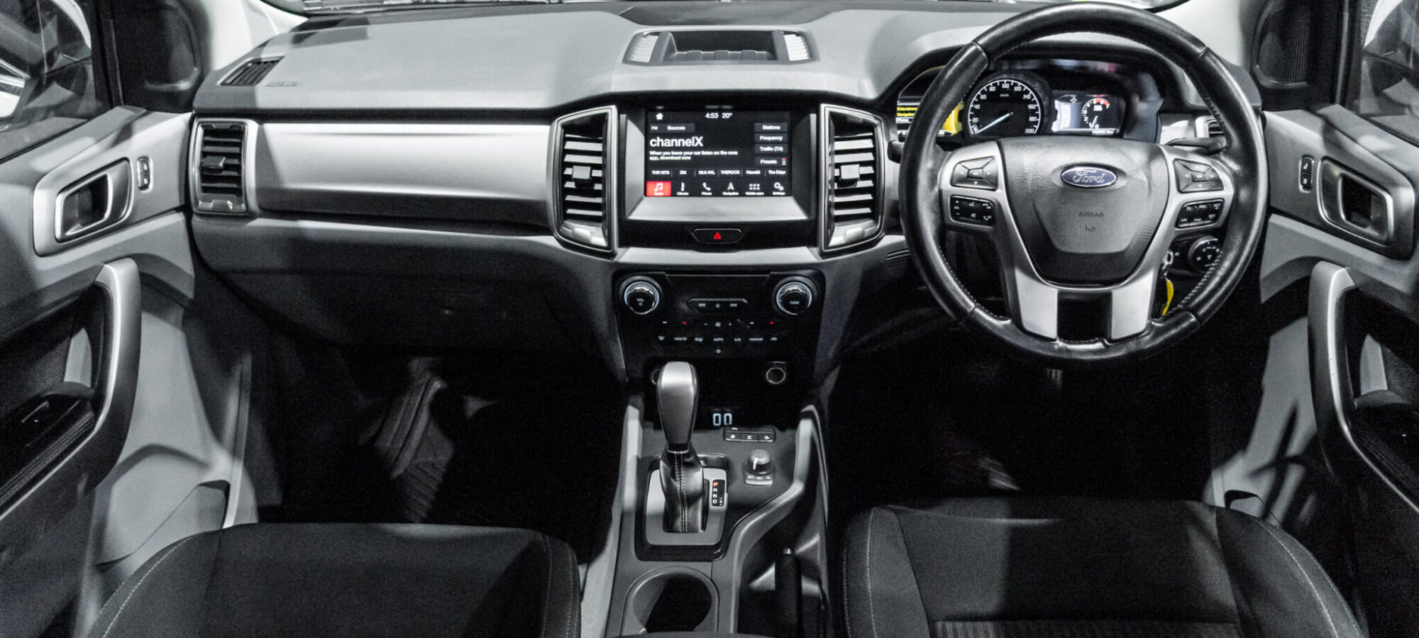 Vehicle Gallery Image