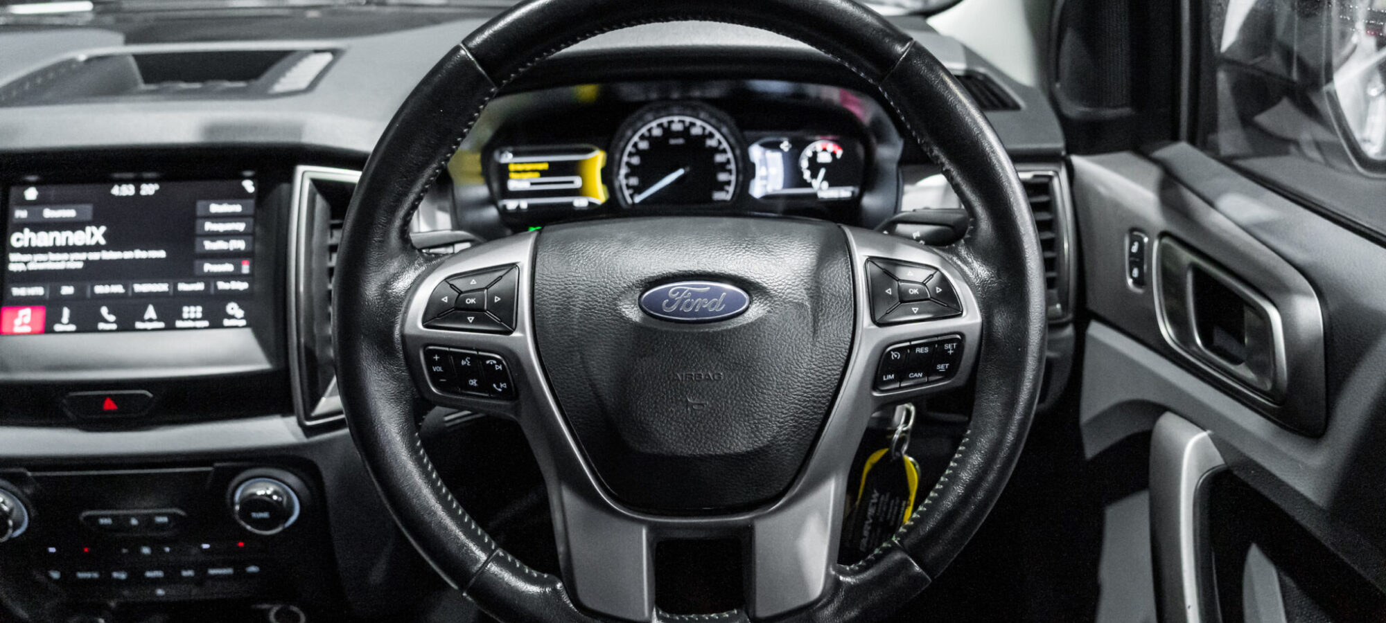 Vehicle Gallery Image