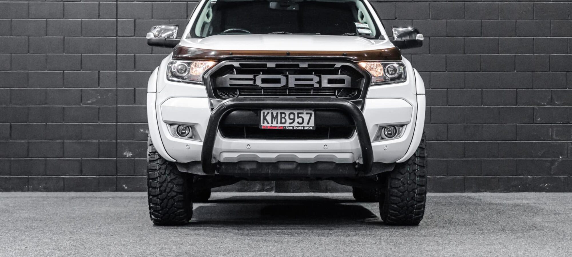 Vehicle Gallery Image