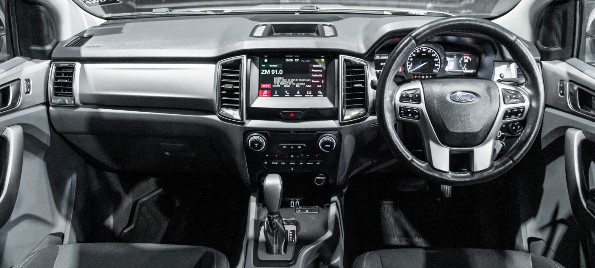 Vehicle Gallery Image