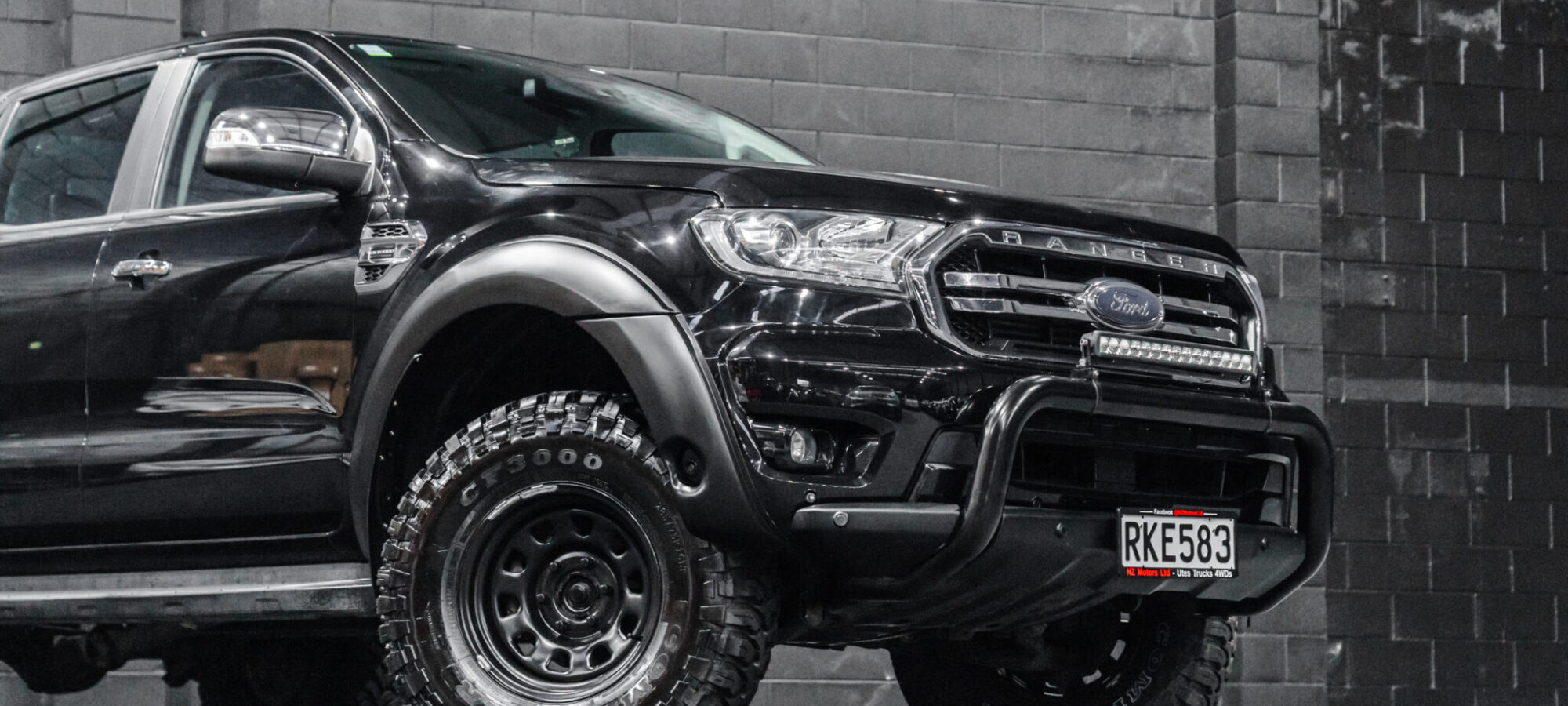 Vehicle Gallery Image