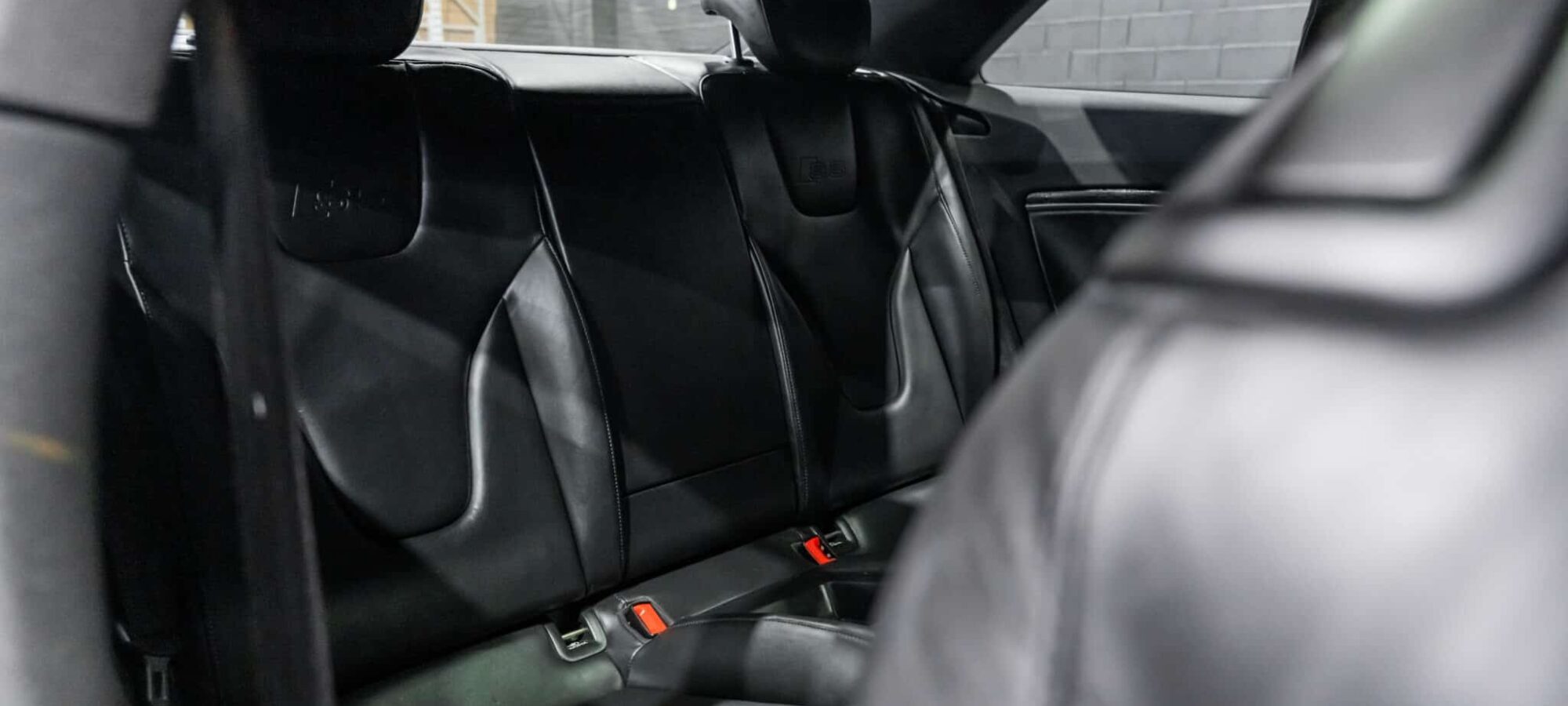 Vehicle Gallery Image