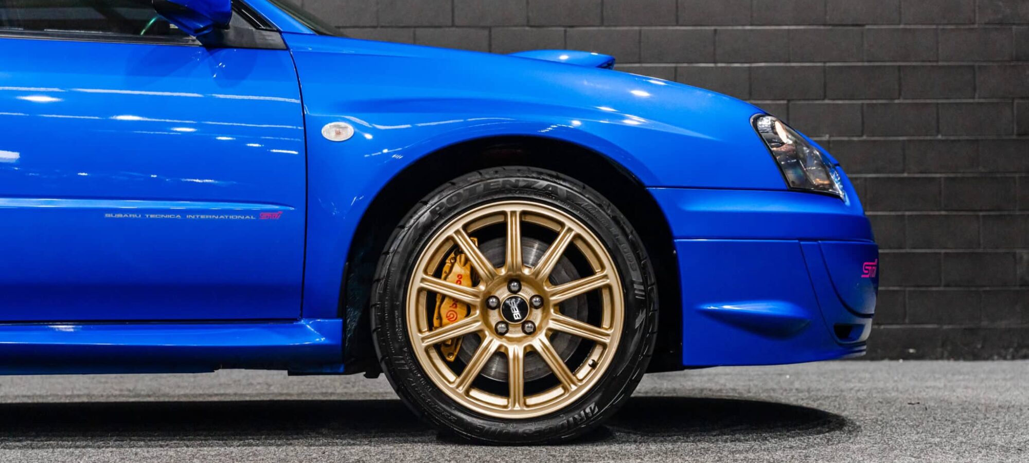 Vehicle Gallery Image