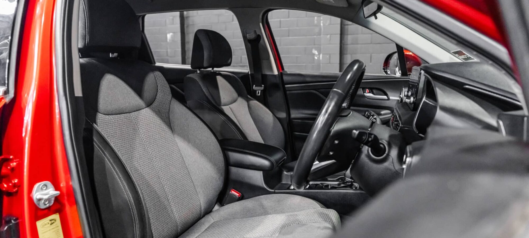 Vehicle Gallery Image