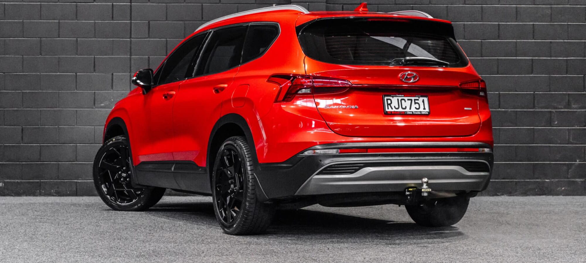 Vehicle Gallery Image