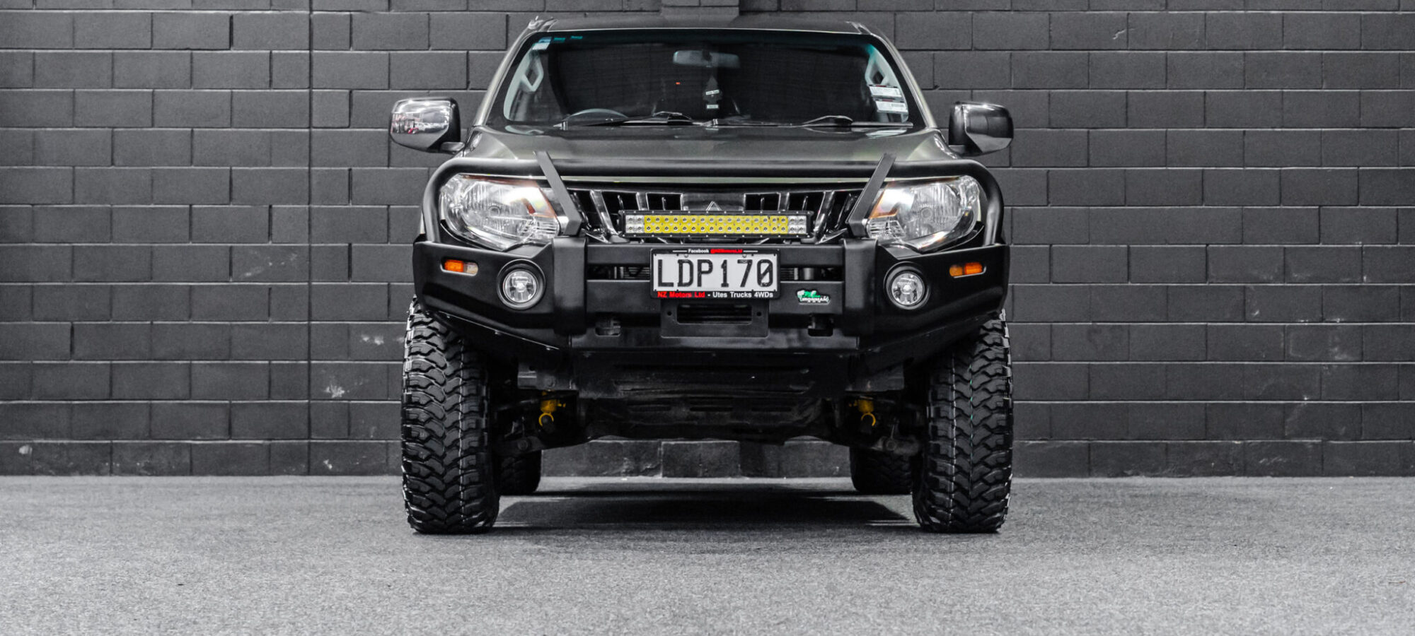 Vehicle Gallery Image