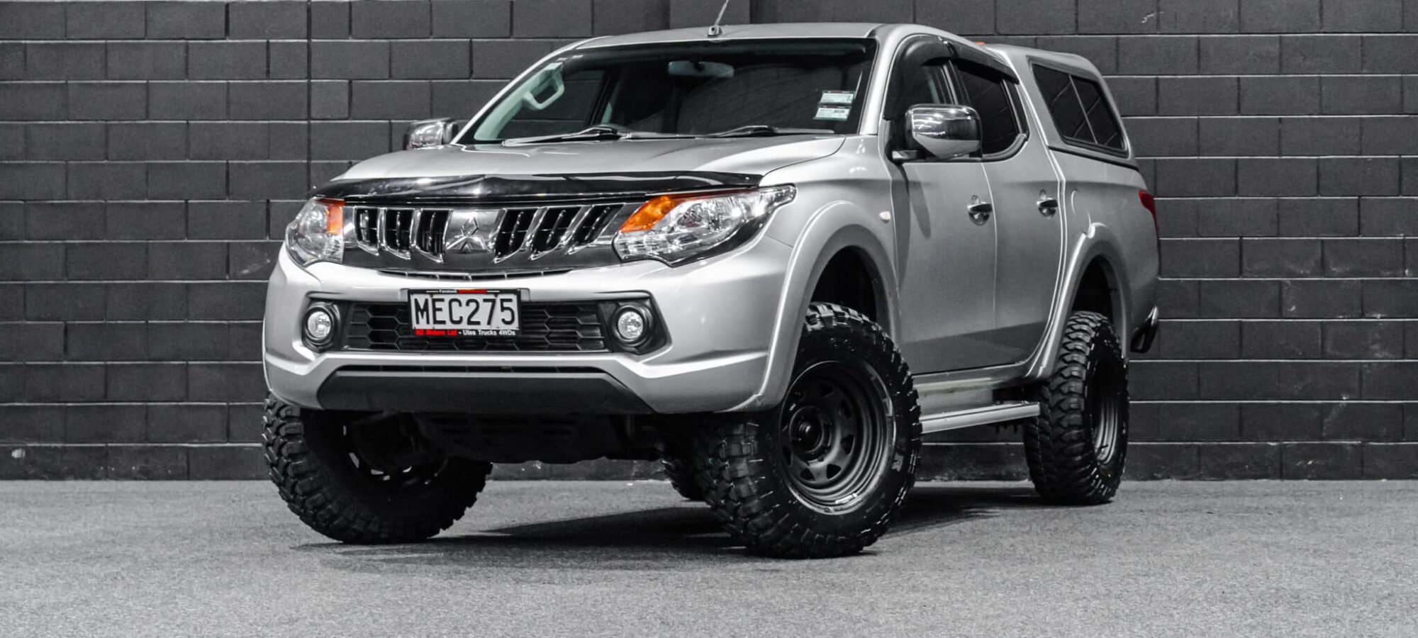 Vehicle Gallery Image