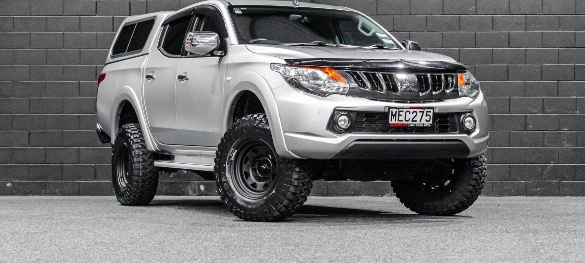 Vehicle Gallery Image