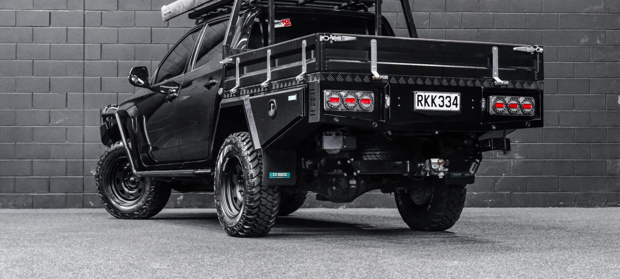 Vehicle Gallery Image