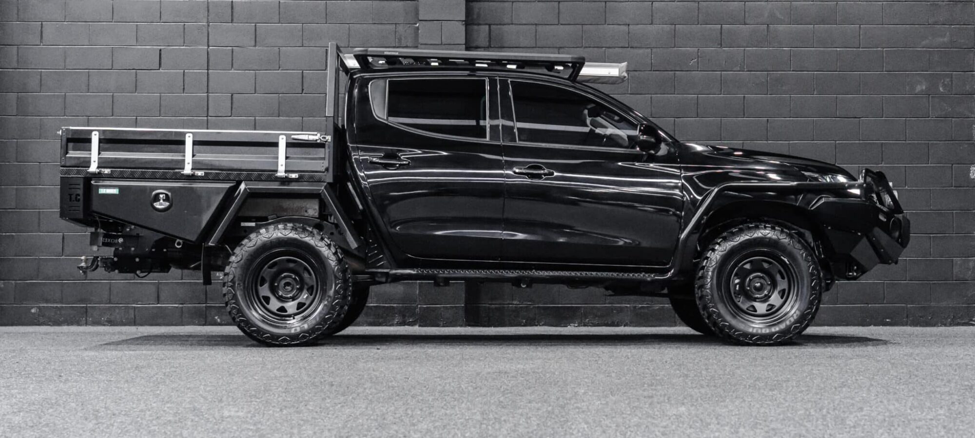 Vehicle Gallery Image