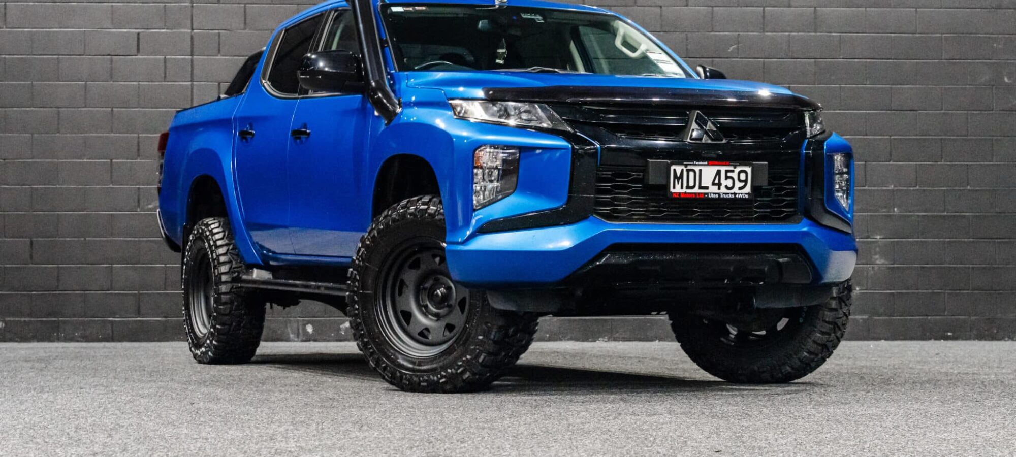 Vehicle Gallery Image