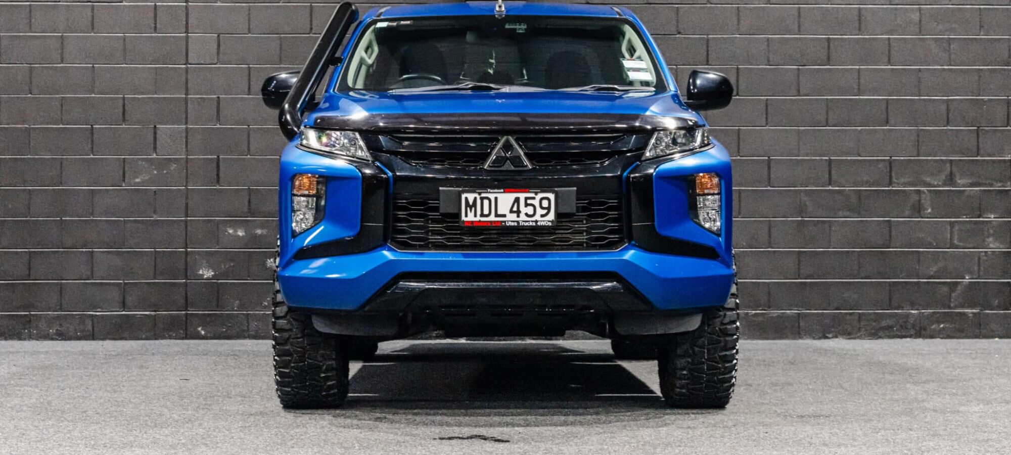 Vehicle Gallery Image