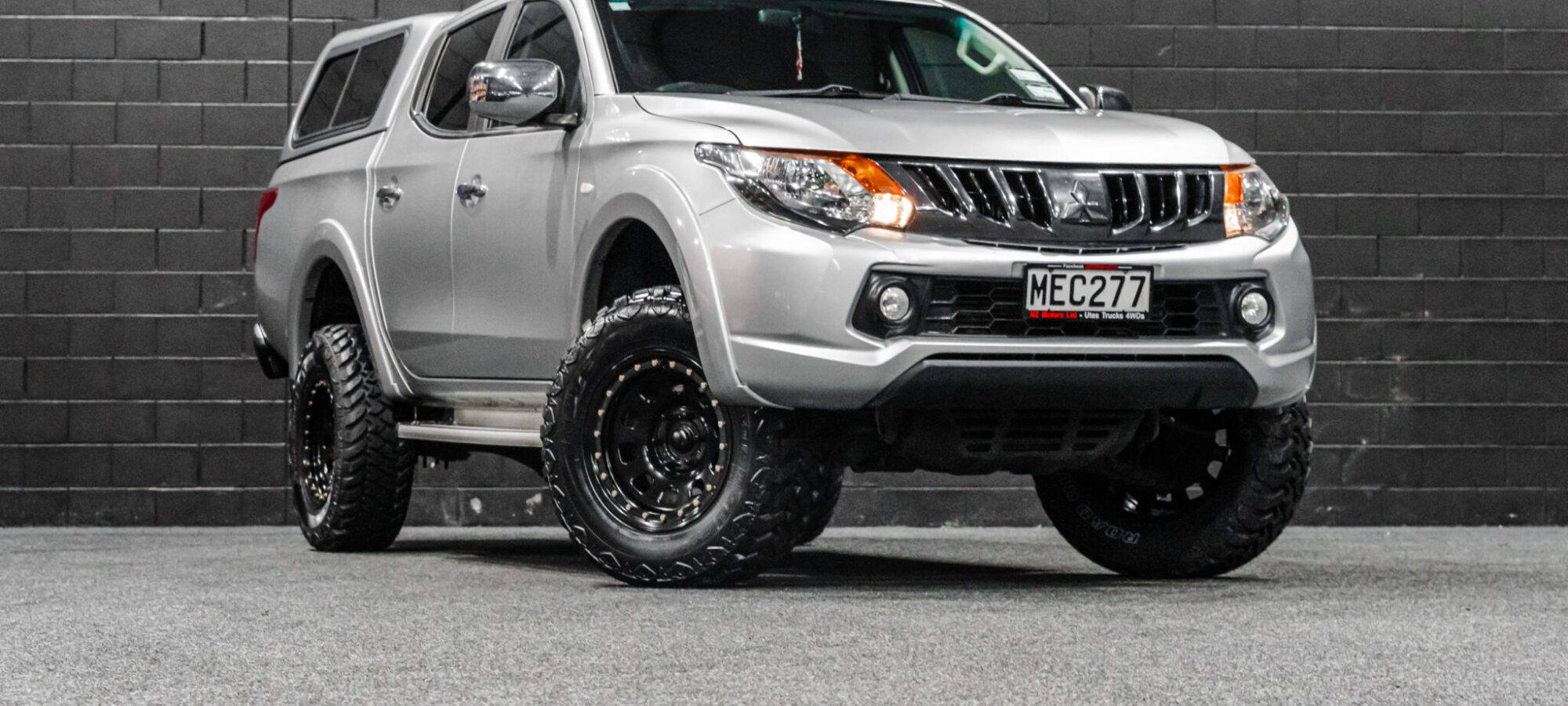Vehicle Gallery Image