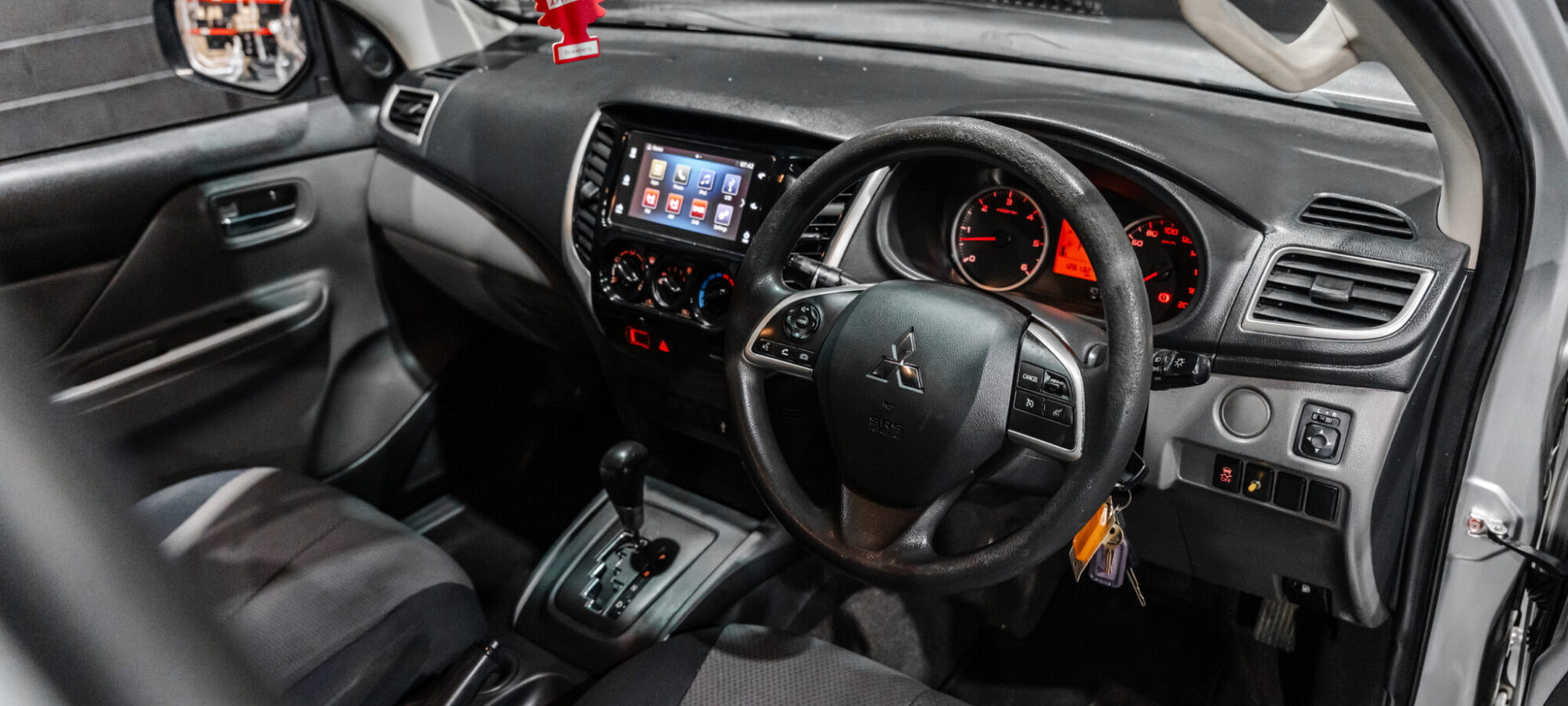 Vehicle Gallery Image