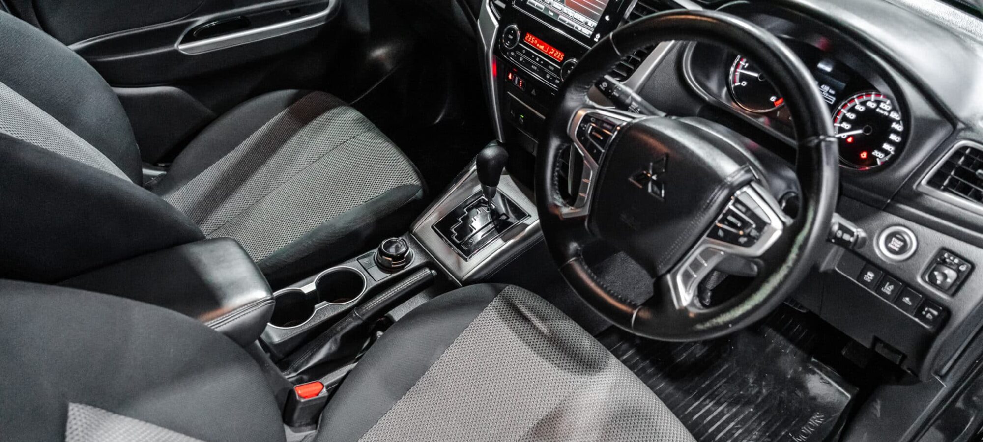 Vehicle Gallery Image