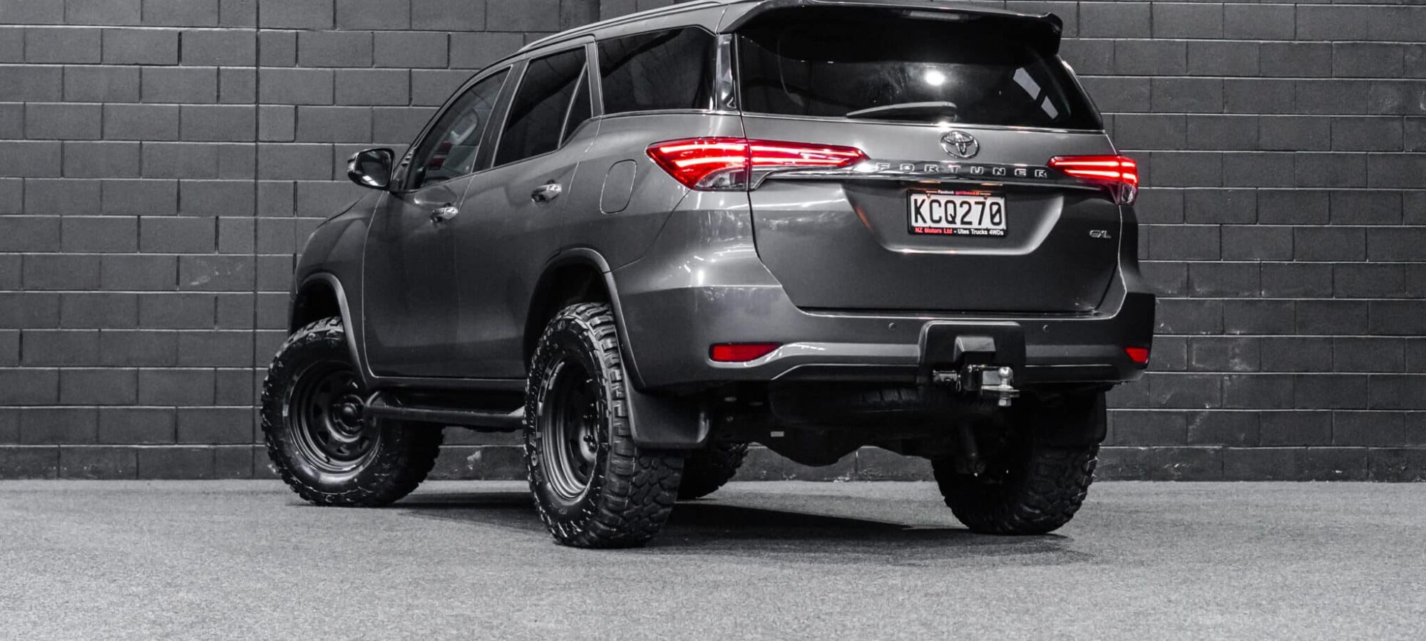 Vehicle Gallery Image