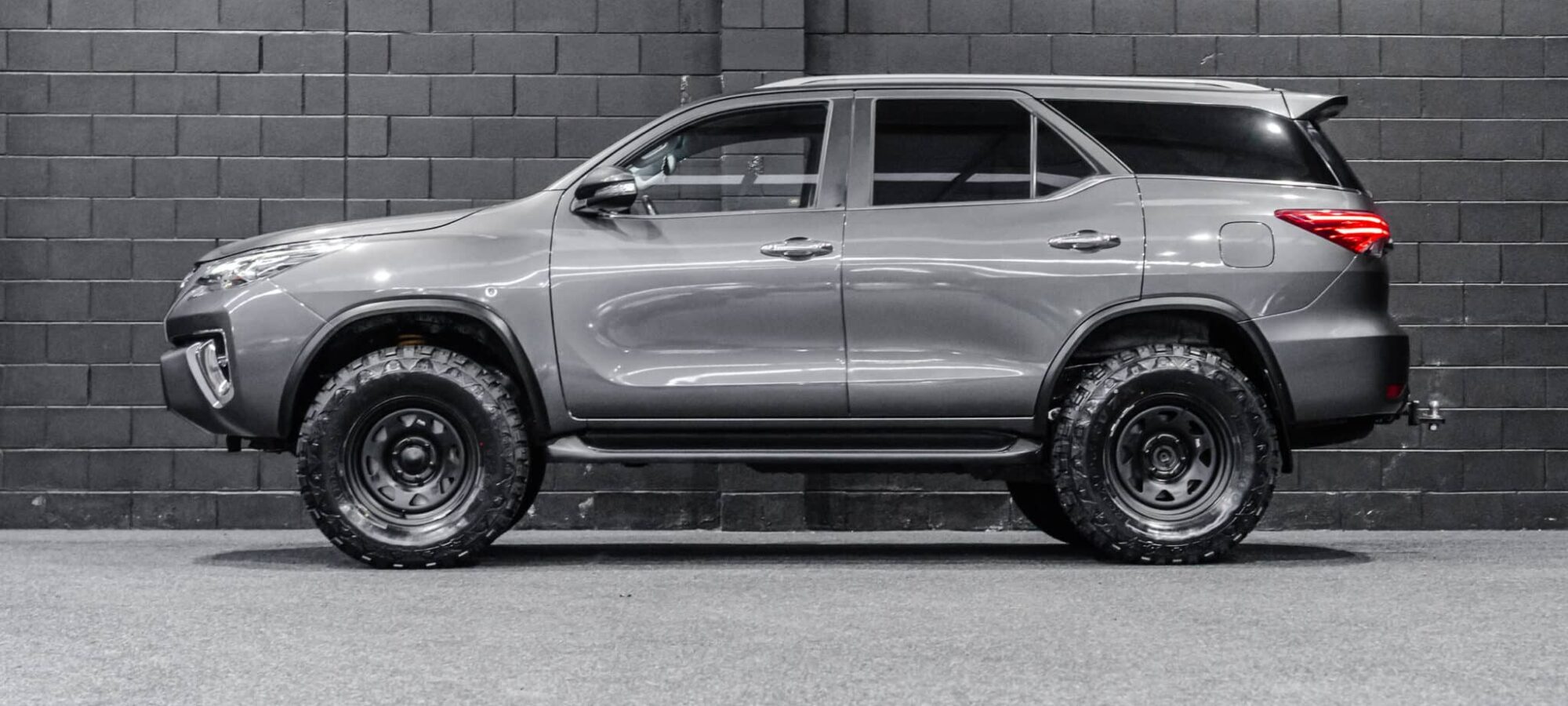 Vehicle Gallery Image