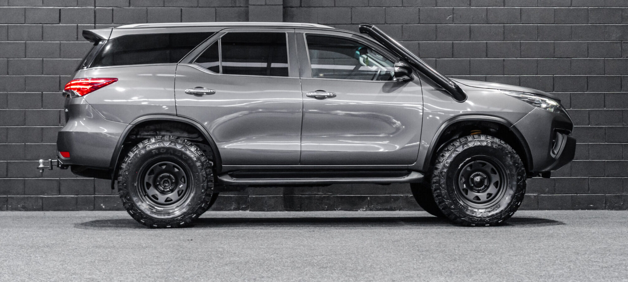 Vehicle Gallery Image