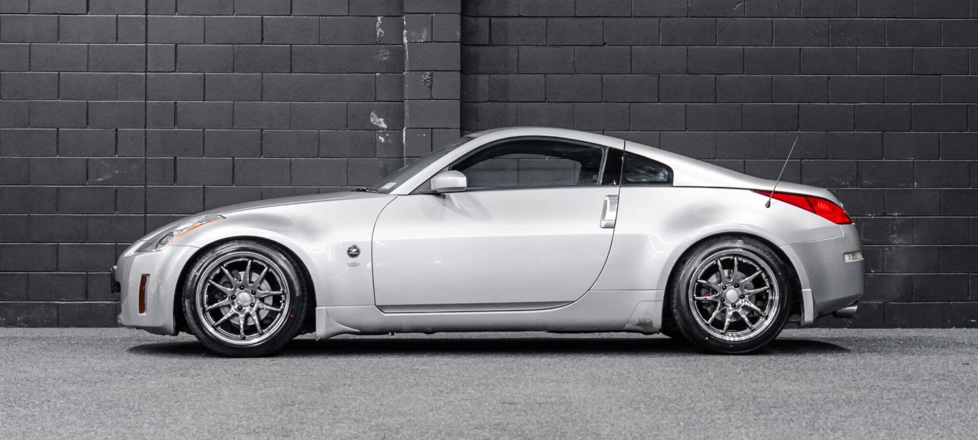 Vehicle Gallery Image