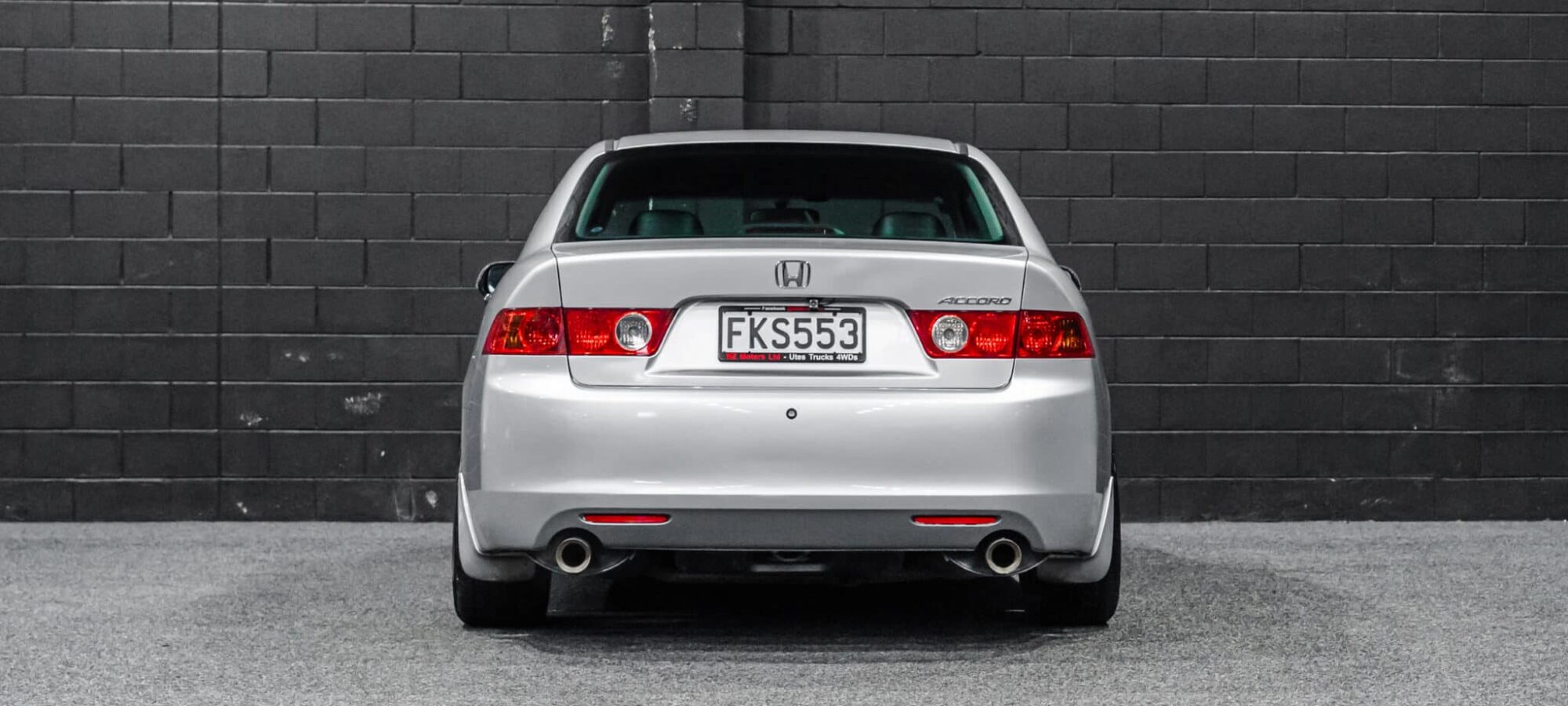 Vehicle Gallery Image