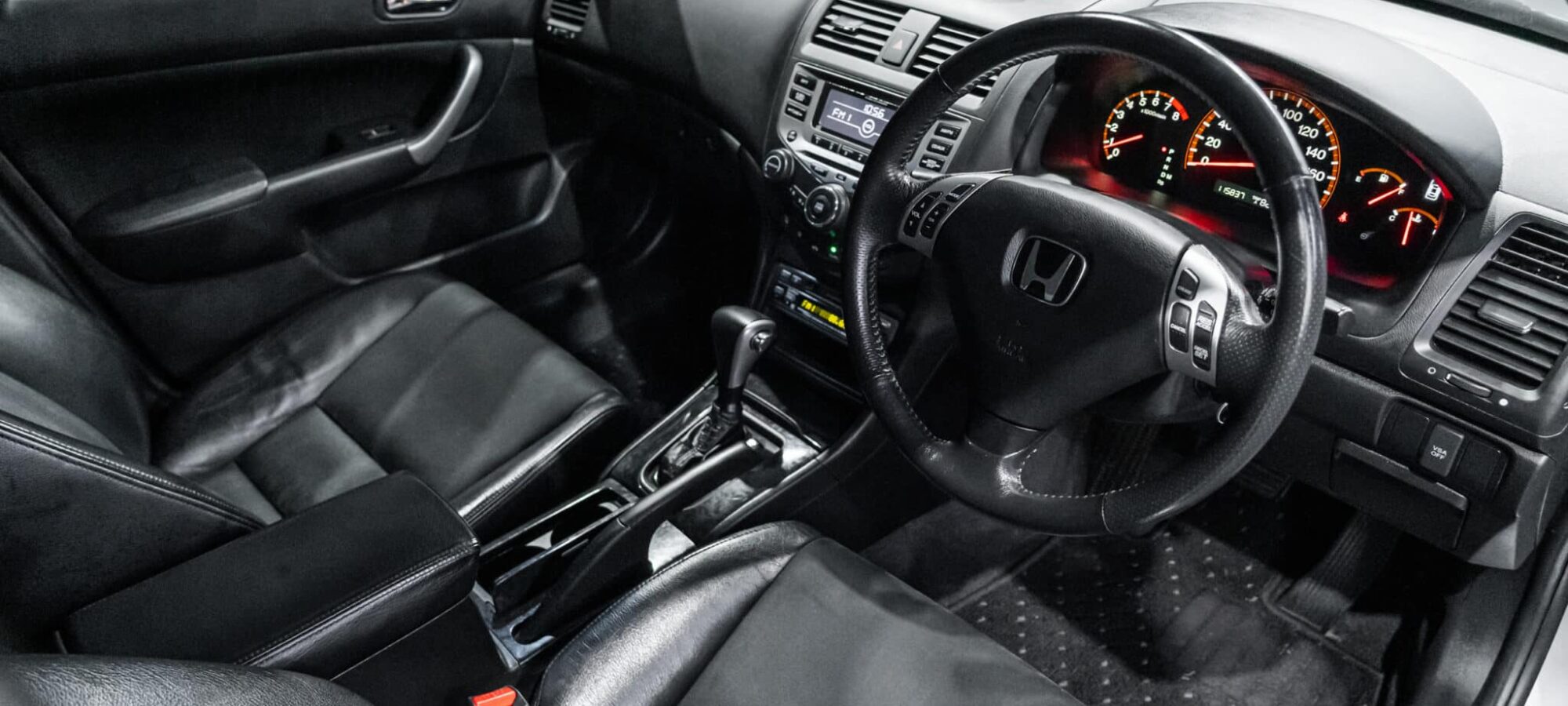 Vehicle Gallery Image