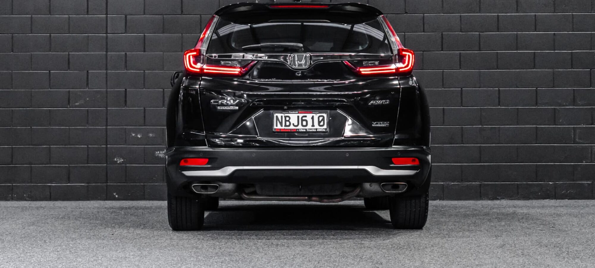 Vehicle Gallery Image