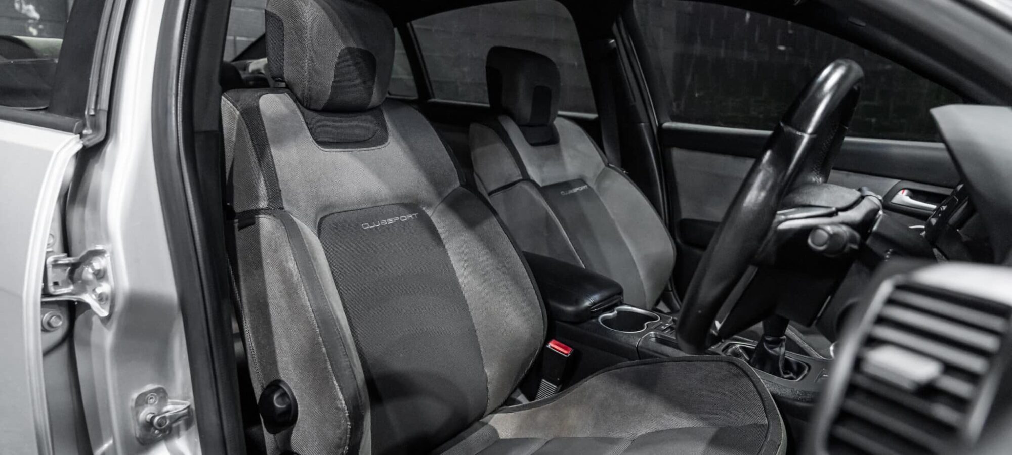 Vehicle Gallery Image