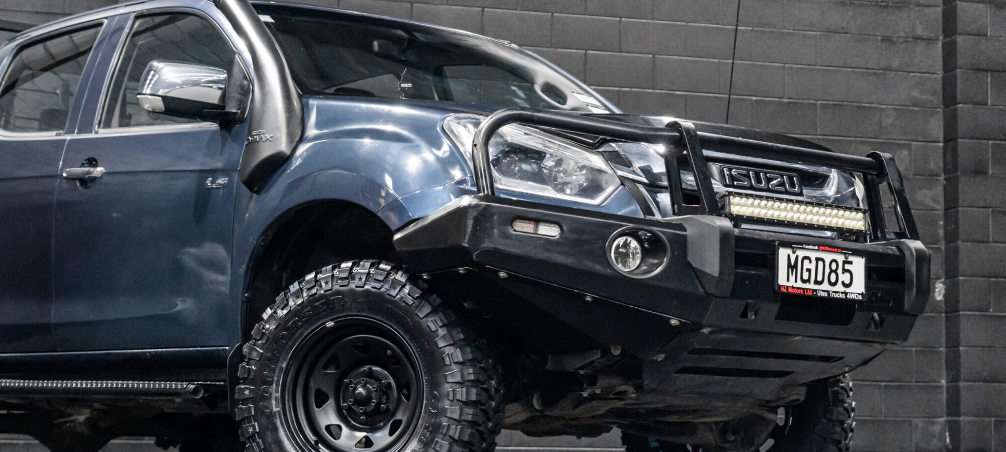 Vehicle Gallery Image