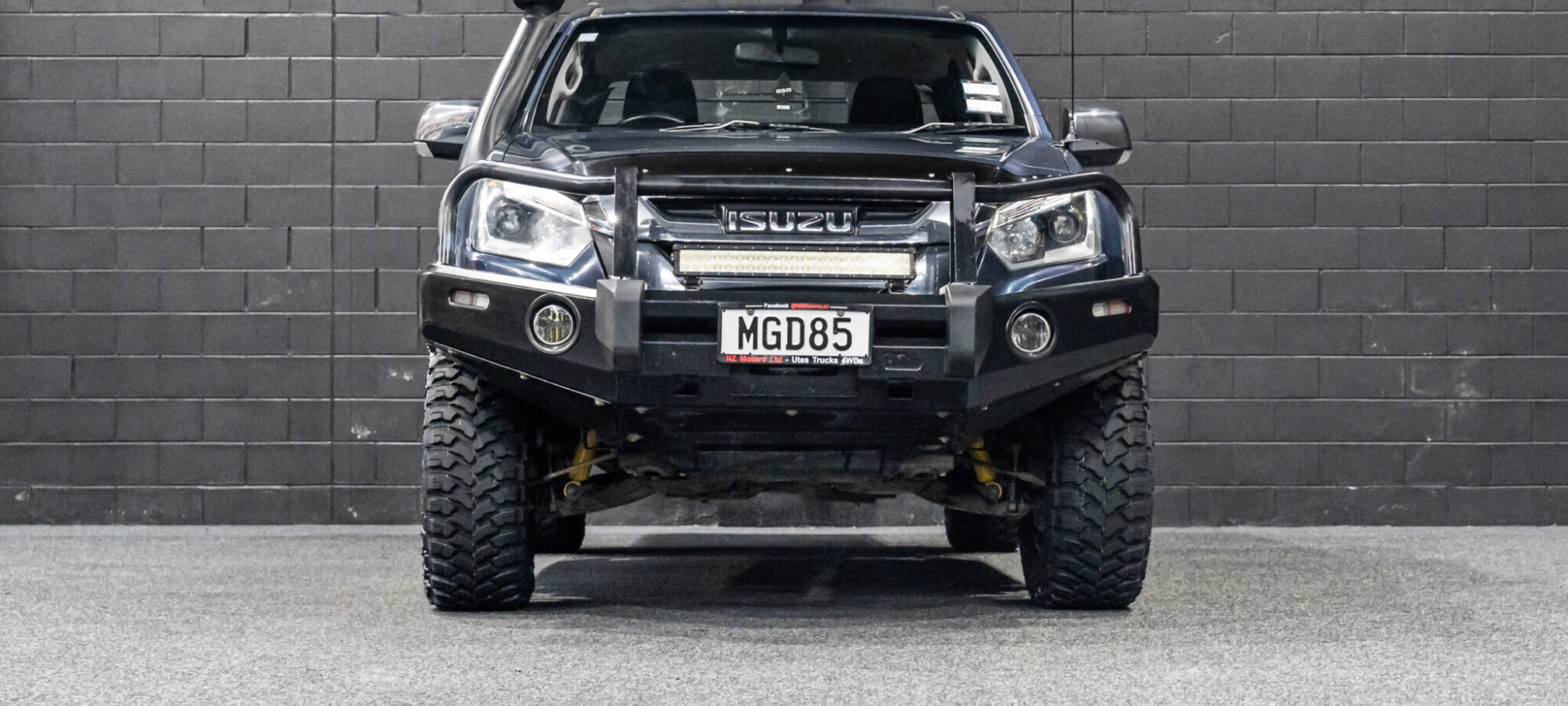 Vehicle Gallery Image