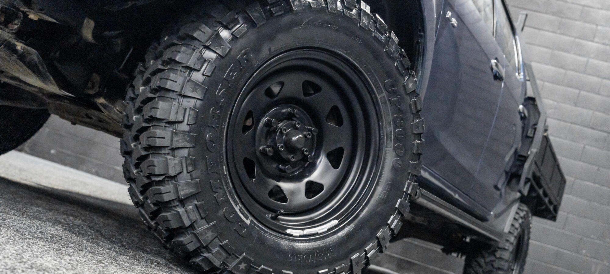 Vehicle Gallery Image