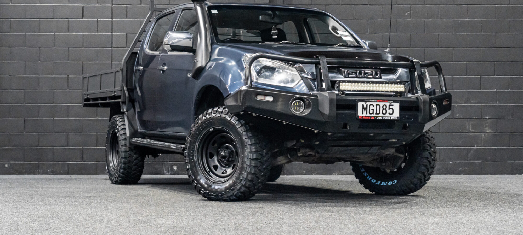 Vehicle Gallery Image