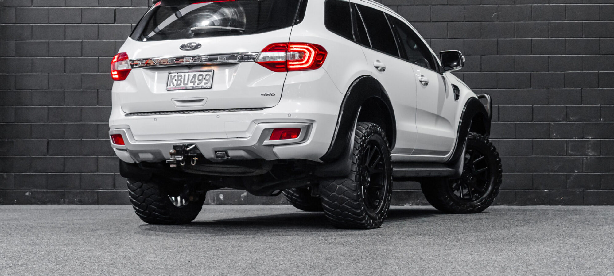 Vehicle Gallery Image